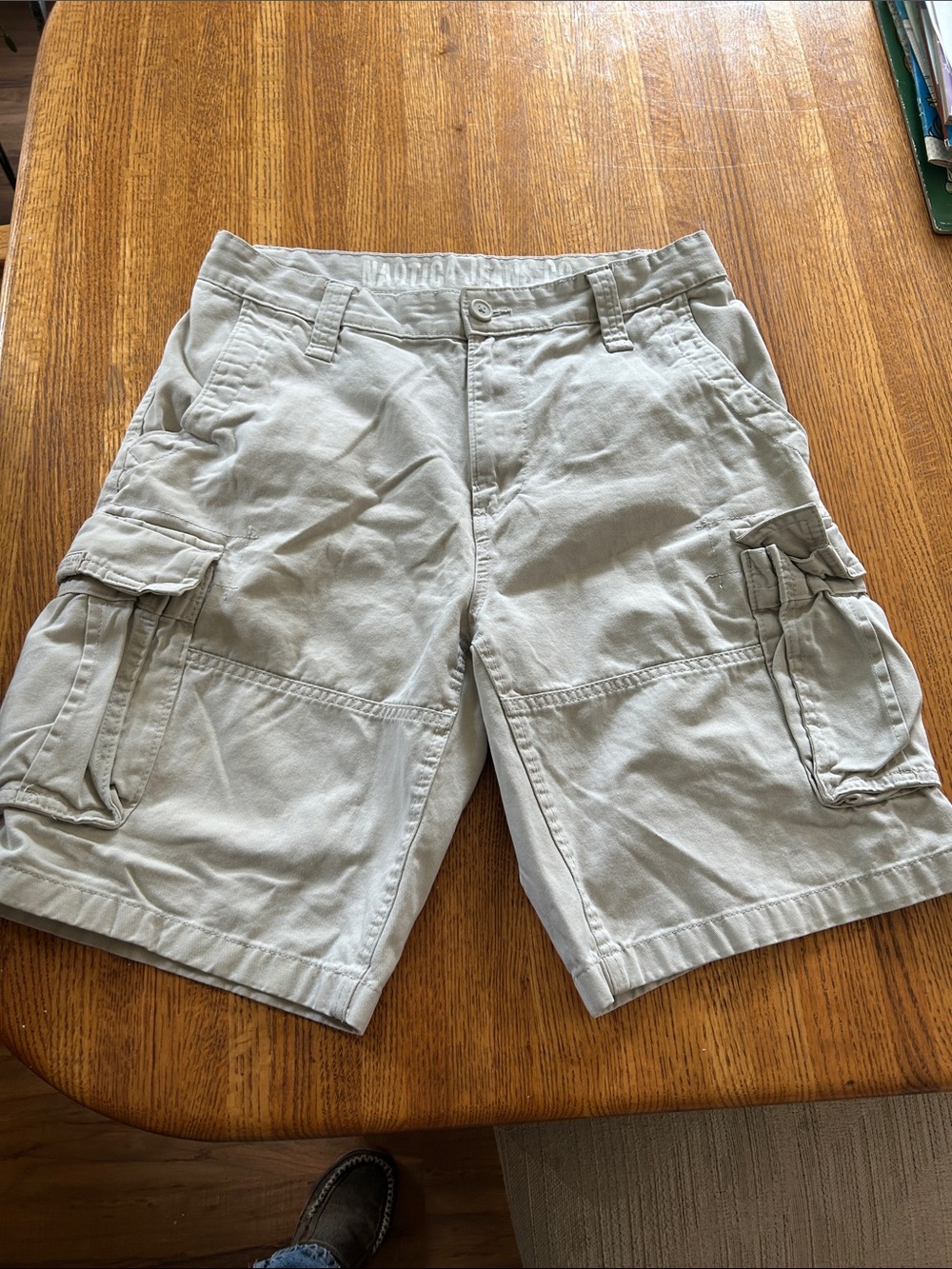 Nautica Men's Cargo Shorts in Light Khaki